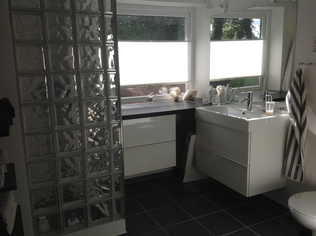 Lundgaarde Bed & Breakfast Kjellerup Luaran gambar