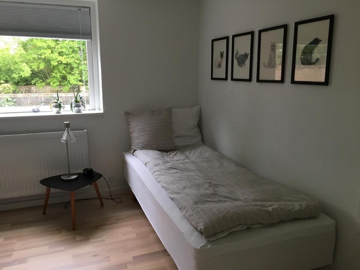 Lundgaarde Bed & Breakfast Kjellerup Luaran gambar